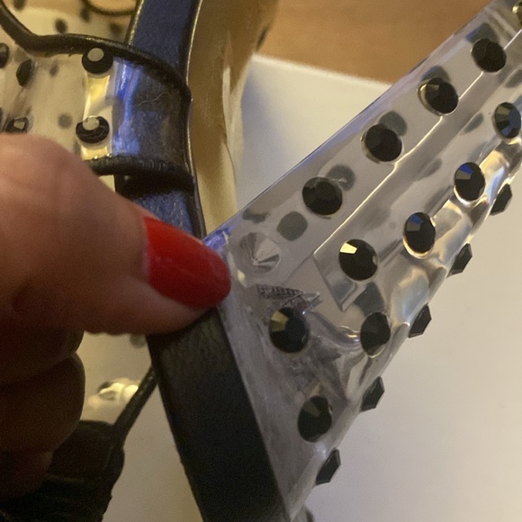 YvesSaintLaurent - Picture 12 of 15